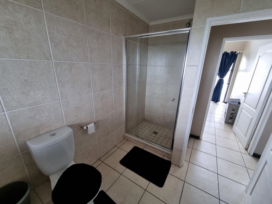 To Let 1 Bedroom Property for Rent in Oakdene Gauteng