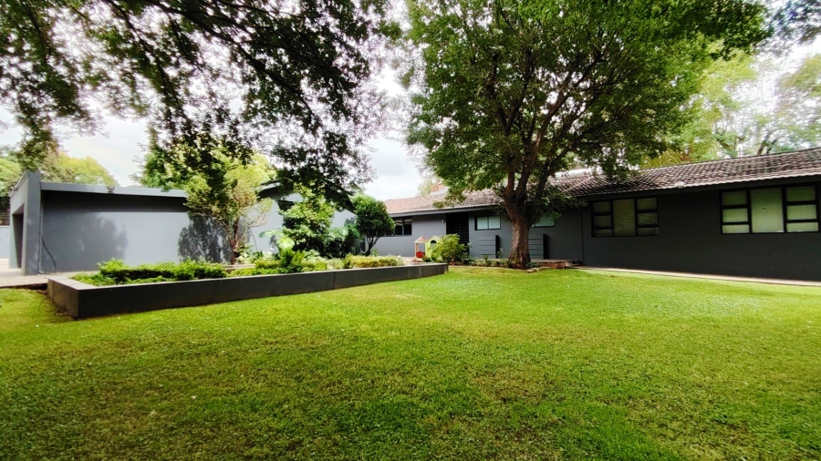 4 Bedroom Property for Sale in Vanderbijlpark SW 5 Gauteng