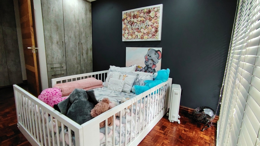 4 Bedroom Property for Sale in Vanderbijlpark SW 5 Gauteng