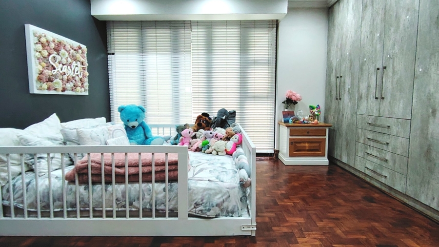 4 Bedroom Property for Sale in Vanderbijlpark SW 5 Gauteng