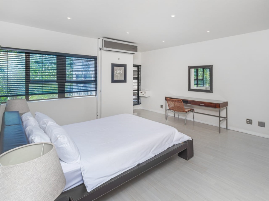 To Let 4 Bedroom Property for Rent in Sandown Gauteng