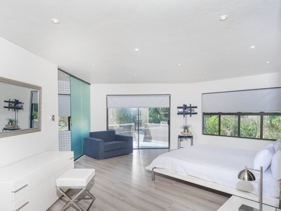 To Let 4 Bedroom Property for Rent in Sandown Gauteng