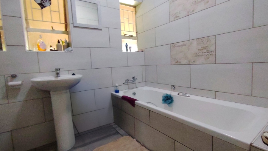 3 Bedroom Property for Sale in Vanderbijlpark SE 1 Gauteng