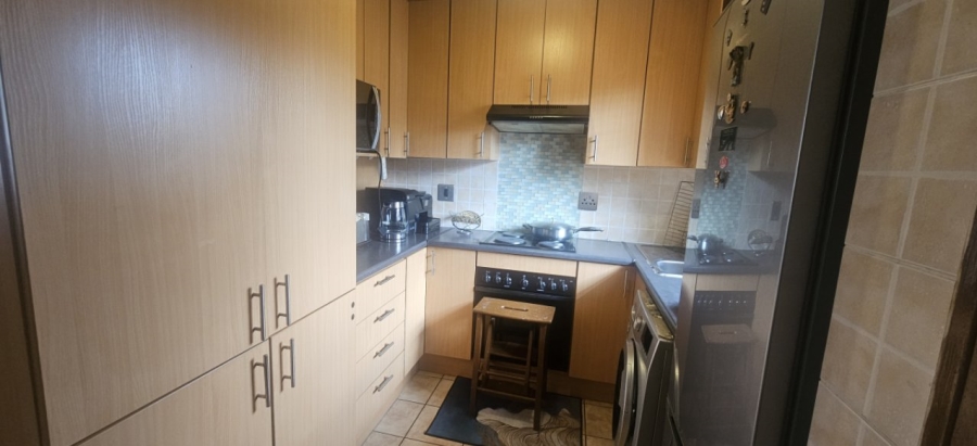 2 Bedroom Property for Sale in Rembrandt Park Gauteng