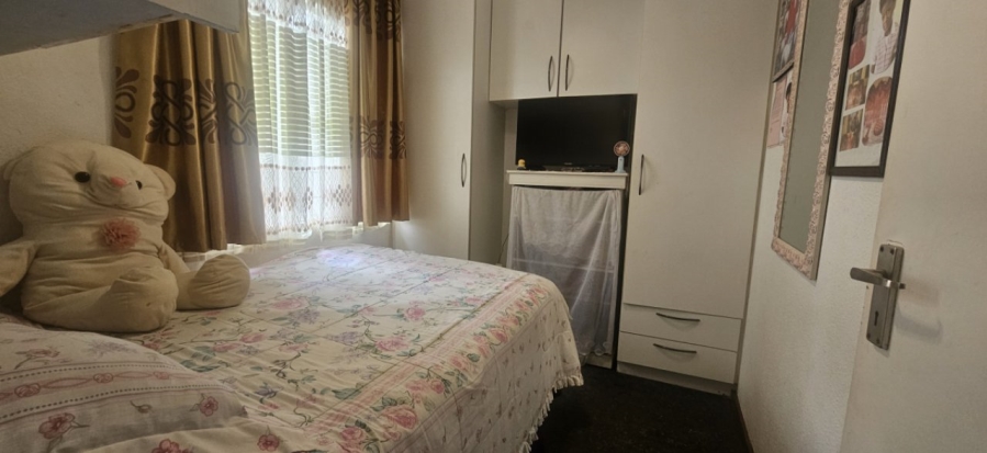 2 Bedroom Property for Sale in Rembrandt Park Gauteng