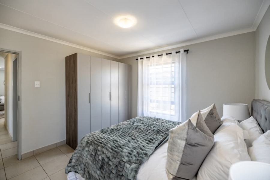 3 Bedroom Property for Sale in Windmill Park Gauteng