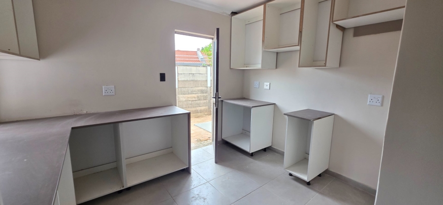 4 Bedroom Property for Sale in Erasmia Gauteng