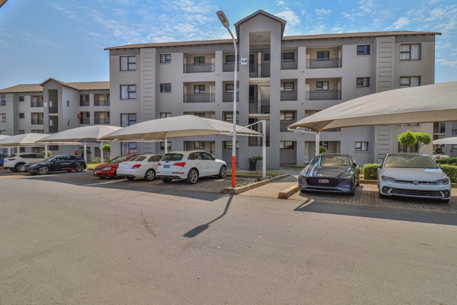 2 Bedroom Property for Sale in Carlswald Gauteng