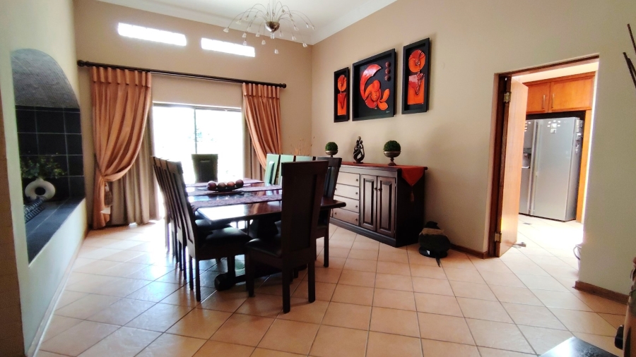 4 Bedroom Property for Sale in Vanderbijlpark SW 5 Gauteng