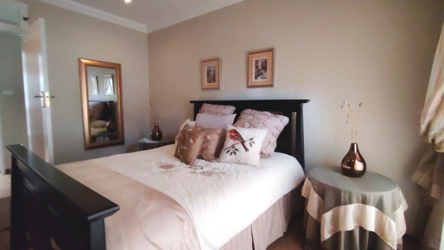 4 Bedroom Property for Sale in Vanderbijlpark SW 5 Gauteng