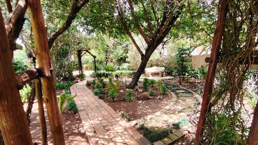 4 Bedroom Property for Sale in Vanderbijlpark SW 5 Gauteng