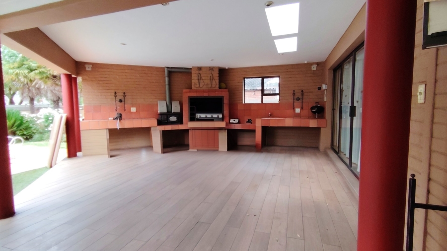 4 Bedroom Property for Sale in Vanderbijlpark SW 5 Gauteng