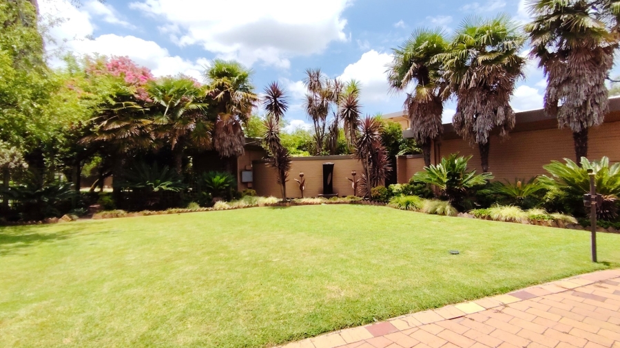 4 Bedroom Property for Sale in Vanderbijlpark SW 5 Gauteng