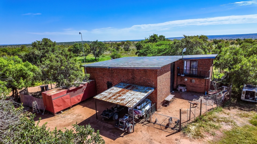 Commercial Property for Sale in Kromdraai Gauteng