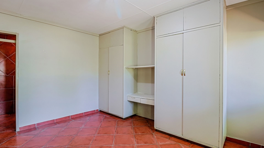 Commercial Property for Sale in Kromdraai Gauteng