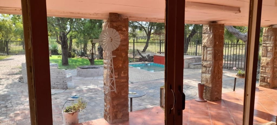 Commercial Property for Sale in Kromdraai Gauteng