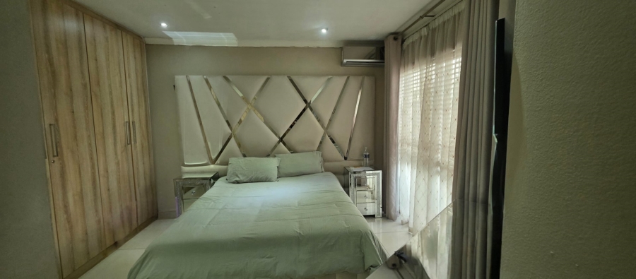 To Let 4 Bedroom Property for Rent in Erasmia Gauteng