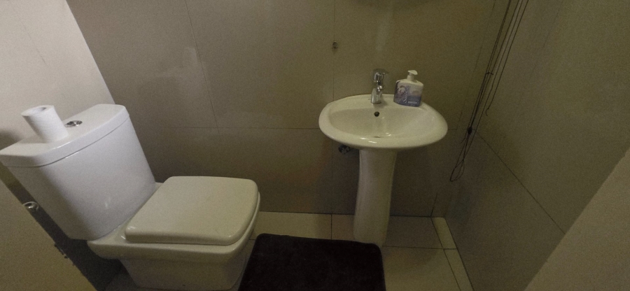 To Let 4 Bedroom Property for Rent in Erasmia Gauteng