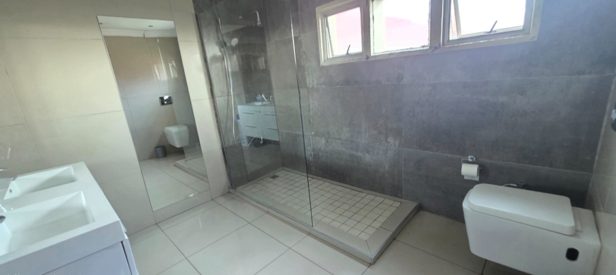 To Let 4 Bedroom Property for Rent in Erasmia Gauteng