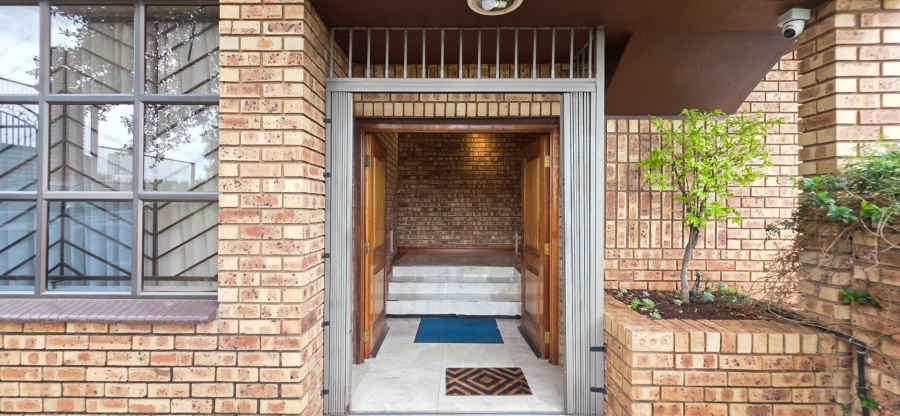  Bedroom Property for Sale in Laudium Gauteng