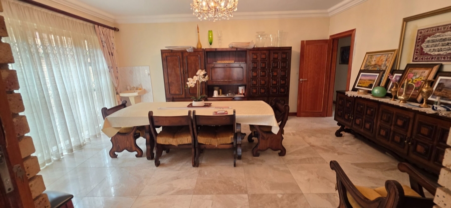  Bedroom Property for Sale in Laudium Gauteng