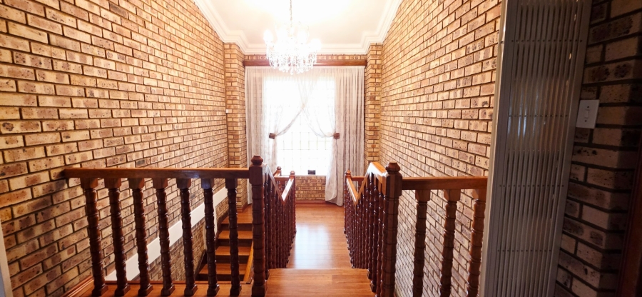  Bedroom Property for Sale in Laudium Gauteng