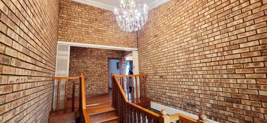  Bedroom Property for Sale in Laudium Gauteng
