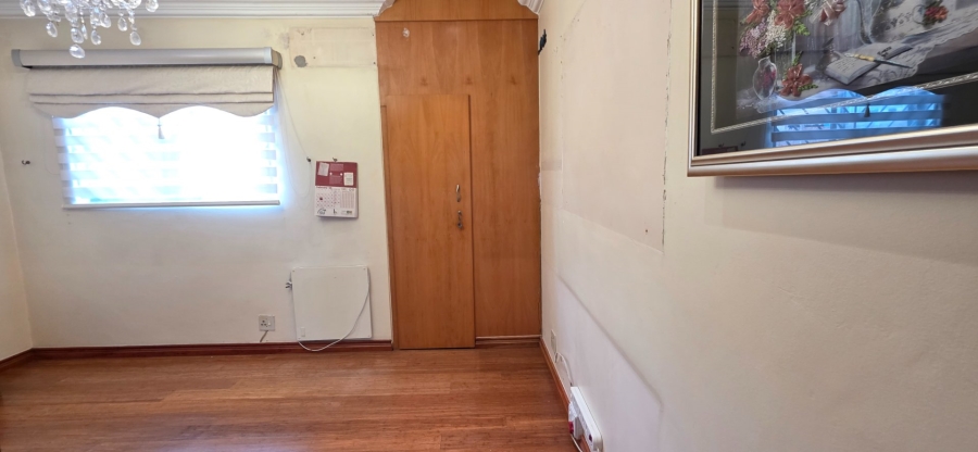  Bedroom Property for Sale in Laudium Gauteng