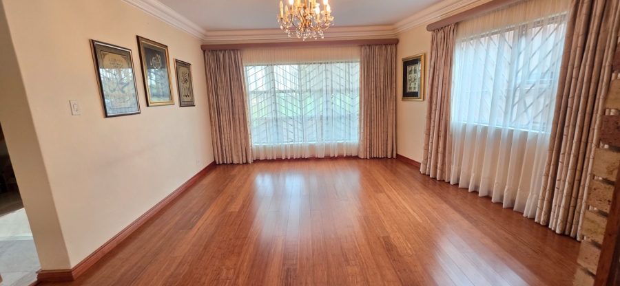  Bedroom Property for Sale in Laudium Gauteng