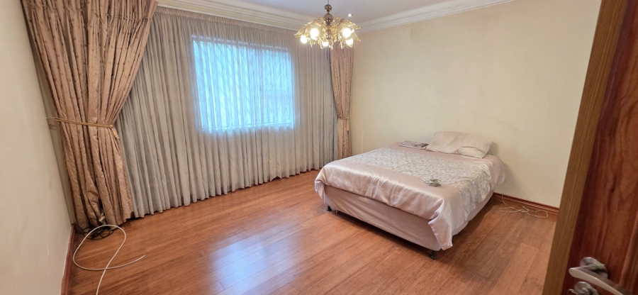  Bedroom Property for Sale in Laudium Gauteng