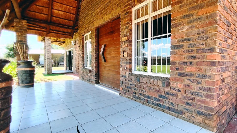 3 Bedroom Property for Sale in Buyscelia Gauteng