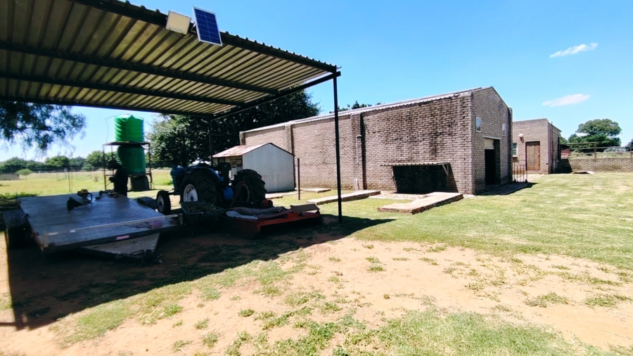 3 Bedroom Property for Sale in Buyscelia Gauteng