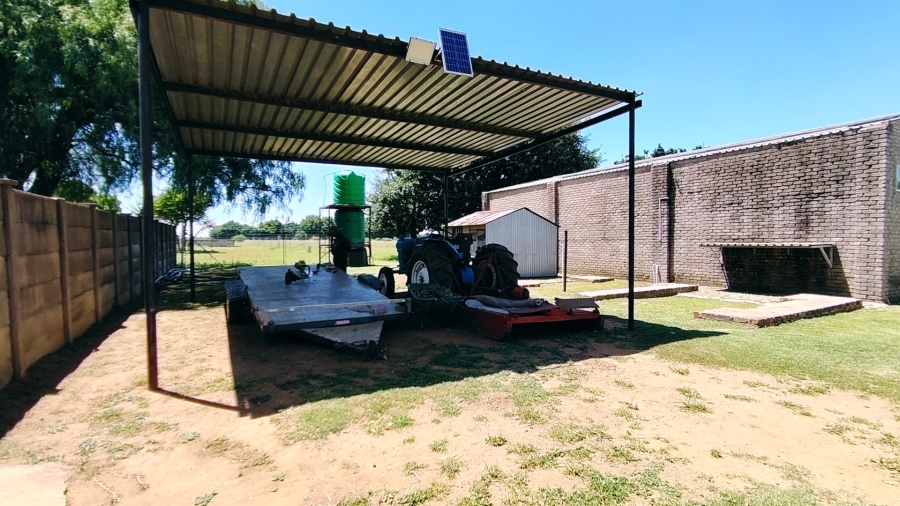 3 Bedroom Property for Sale in Buyscelia Gauteng