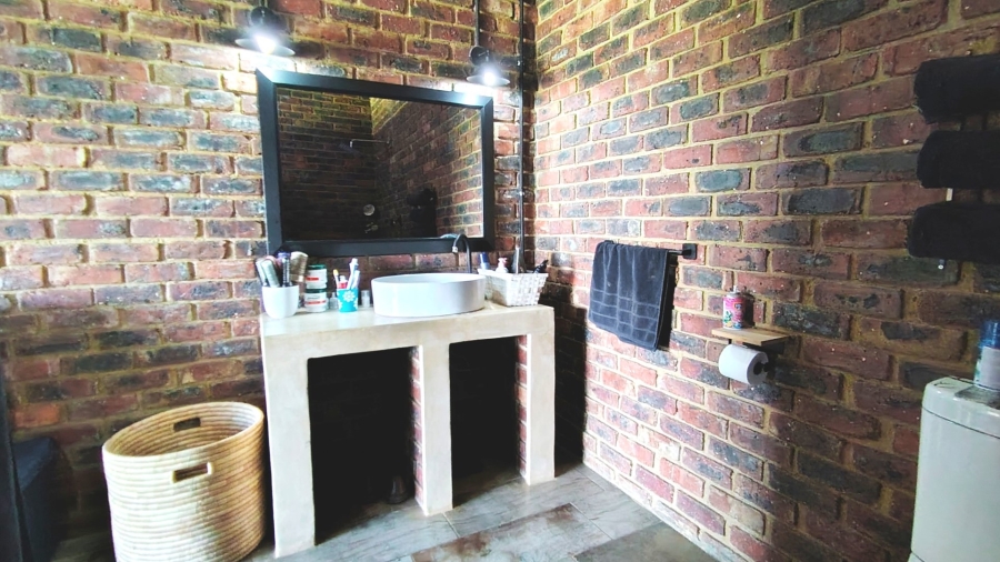 3 Bedroom Property for Sale in Buyscelia Gauteng