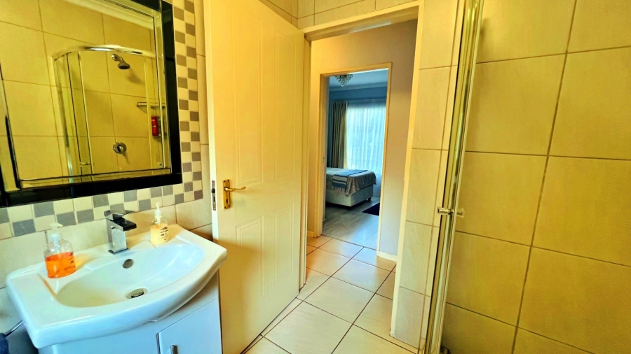 3 Bedroom Property for Sale in Sunninghill Gauteng