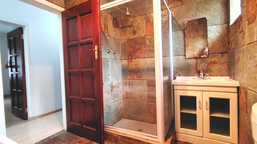 4 Bedroom Property for Sale in Vanderbijlpark SW 5 Gauteng