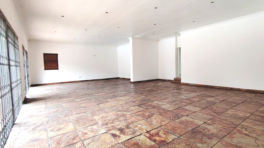 4 Bedroom Property for Sale in Vanderbijlpark SW 5 Gauteng