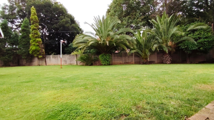 4 Bedroom Property for Sale in Vanderbijlpark SW 5 Gauteng