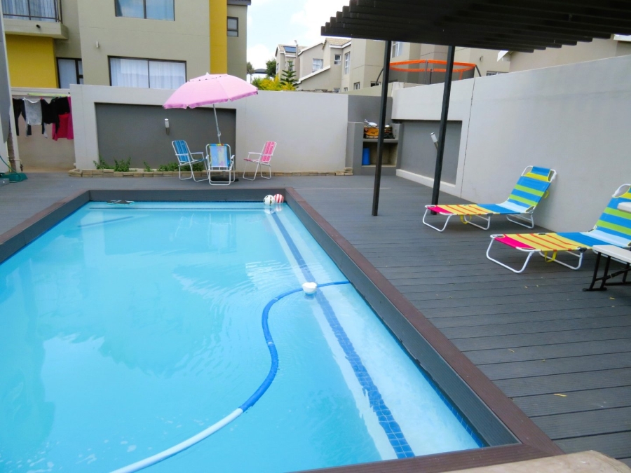 4 Bedroom Property for Sale in Thatchfield Hills Gauteng