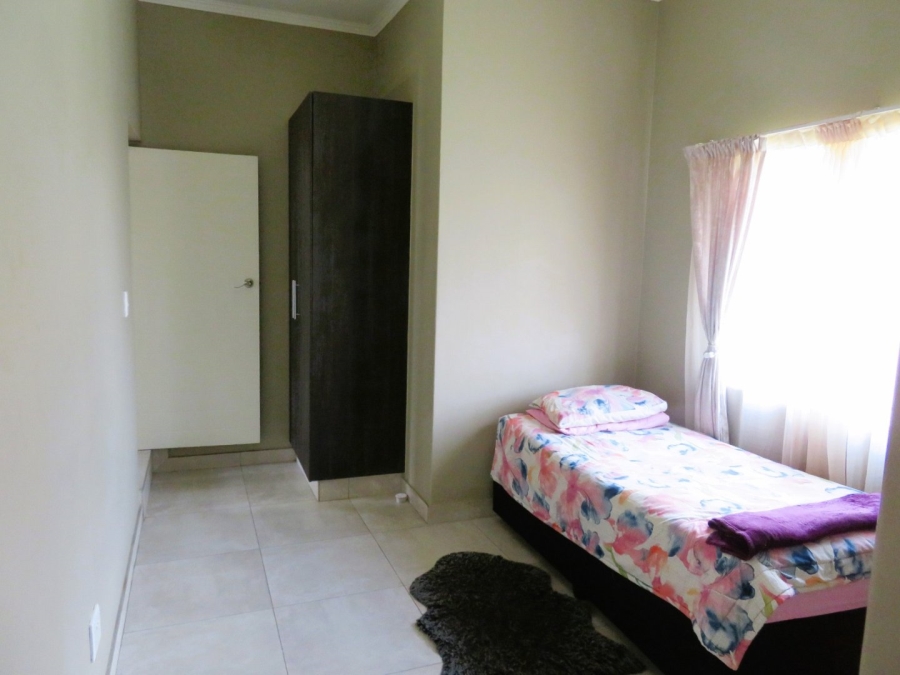 4 Bedroom Property for Sale in Thatchfield Hills Gauteng