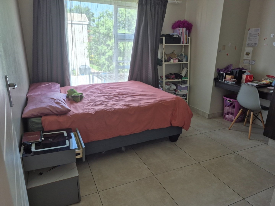 4 Bedroom Property for Sale in Thatchfield Hills Gauteng