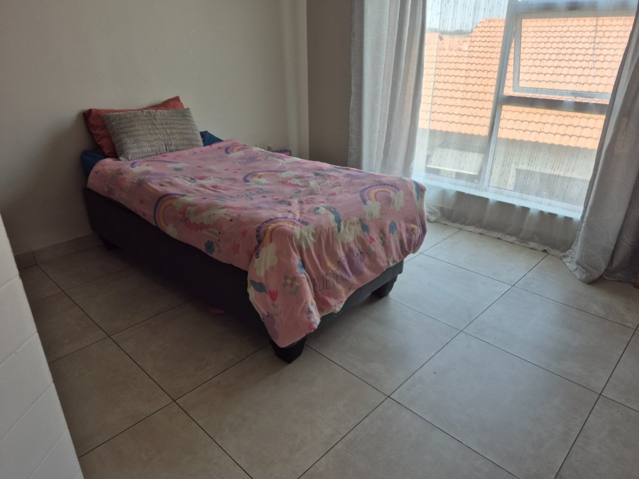 4 Bedroom Property for Sale in Thatchfield Hills Gauteng