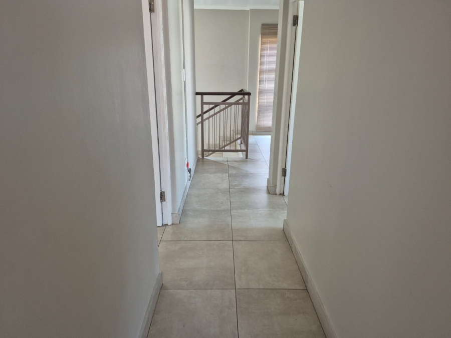 4 Bedroom Property for Sale in Thatchfield Hills Gauteng