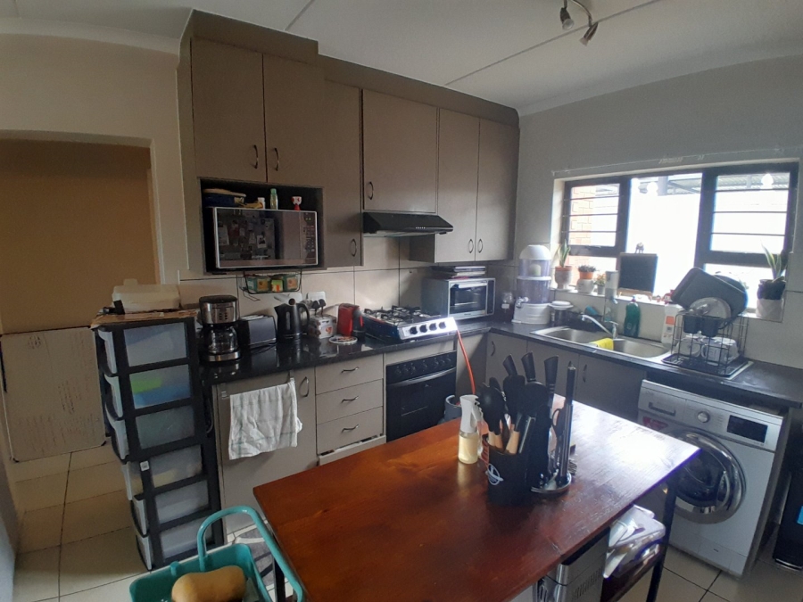 2 Bedroom Property for Sale in Barbeque Downs Gauteng