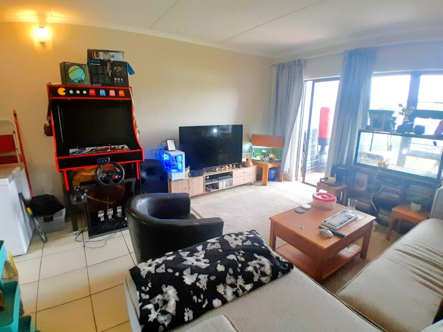 2 Bedroom Property for Sale in Barbeque Downs Gauteng
