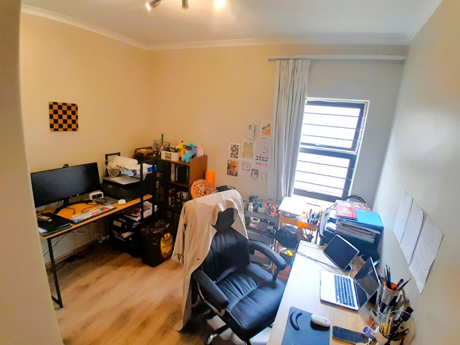 2 Bedroom Property for Sale in Barbeque Downs Gauteng