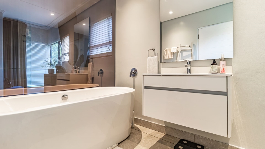 3 Bedroom Property for Sale in Serengeti Lifestyle Estate Gauteng