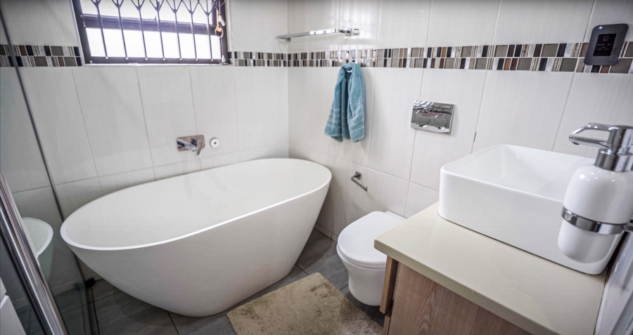 To Let 4 Bedroom Property for Rent in Rayton Gauteng