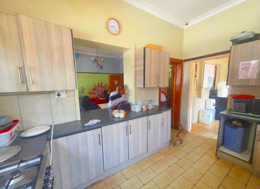 12 Bedroom Property for Sale in Parkhill Gardens Gauteng