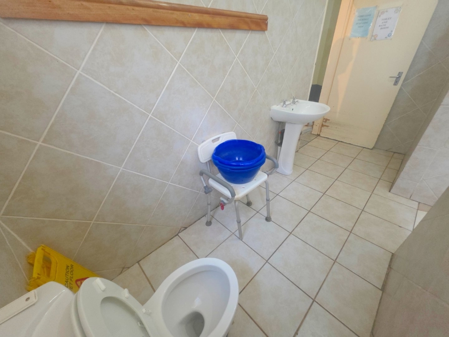 12 Bedroom Property for Sale in Parkhill Gardens Gauteng